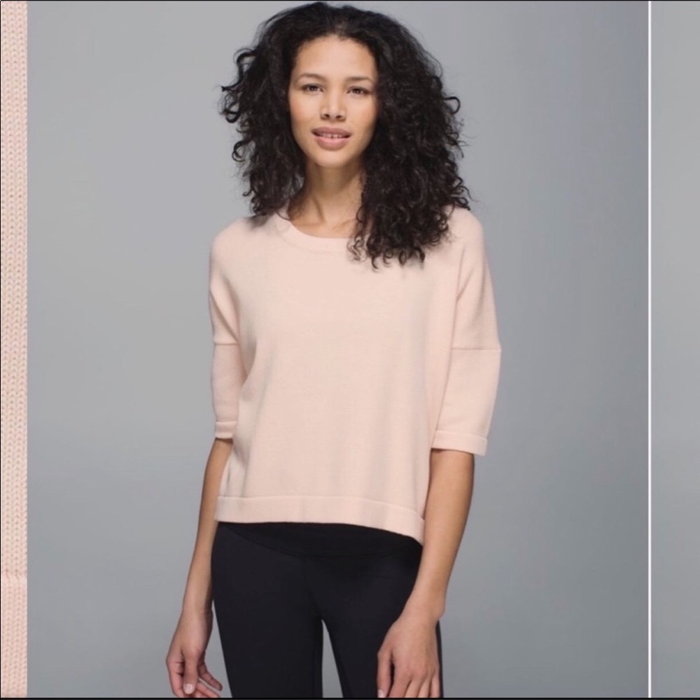 EUC Lululemon Bhakti Reality Knit Top!